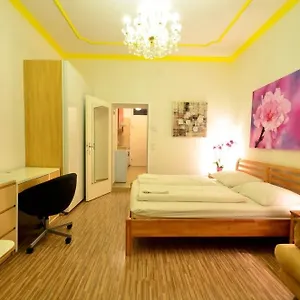 Ajo - Messe Flat - Self-check-in Viena