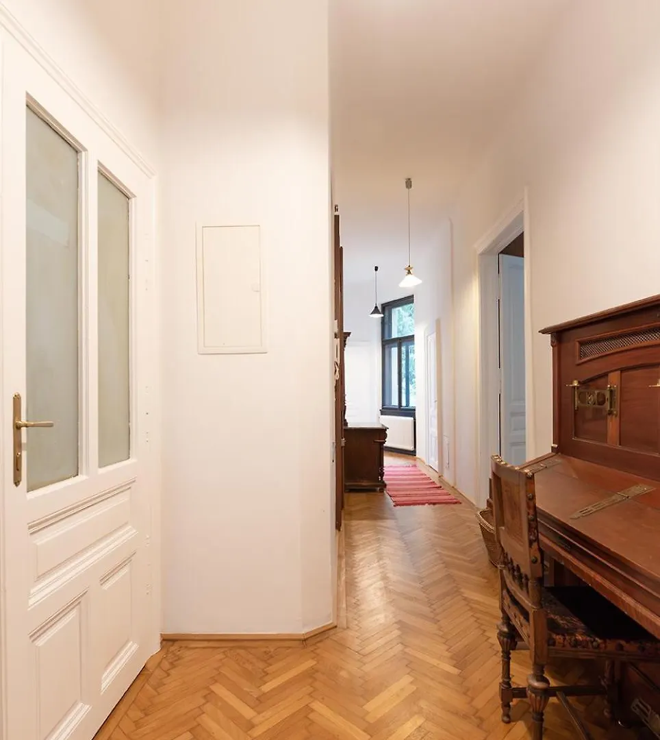 Dornroeschenschlaf Am Stadtrand Mit Anbindung Ans Zentrum - 30 Minuten Vienna Austria